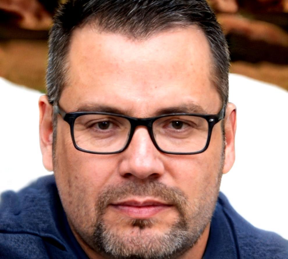 Григорий Веснин